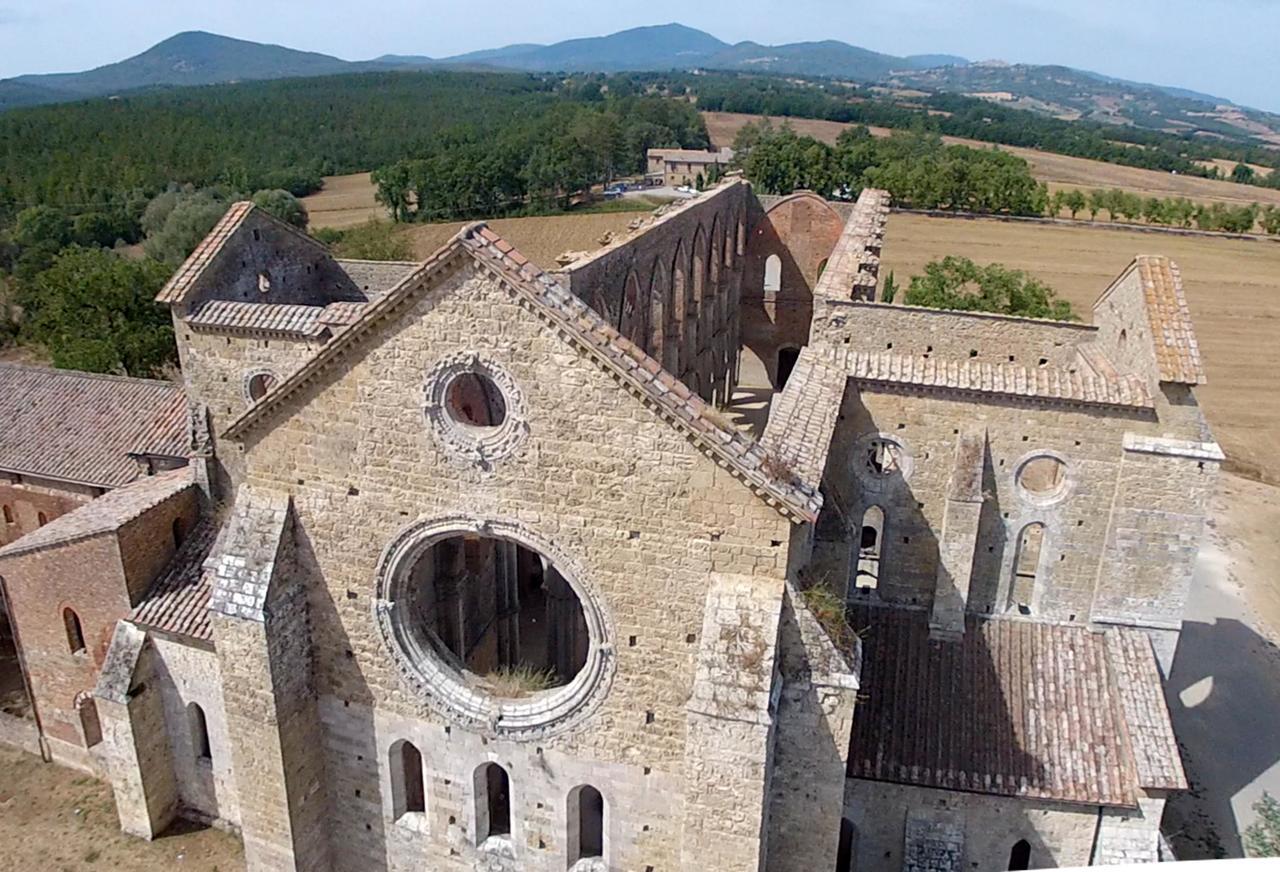 الشقق الفندقية شيسدينوفي  Casale San Galgano المظهر الخارجي الصورة